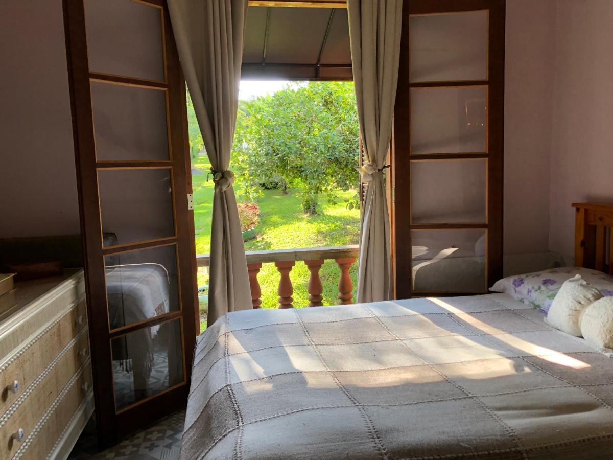 Вілла Casa No Sitio Solar Di Stella Ітатіая Екстер'єр фото